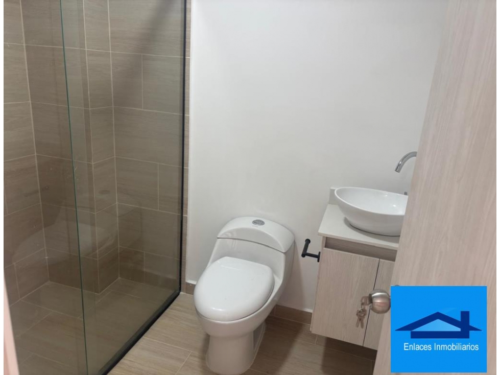 Venta De Apartamento La Castellana Medellin — foto 5