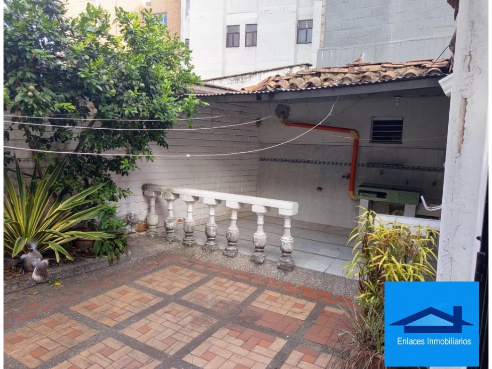 Venta De Casa En Laureles Medellin