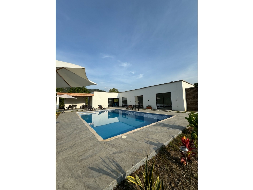 Venta De Finca En Santa Fe De Antioquia — foto 2