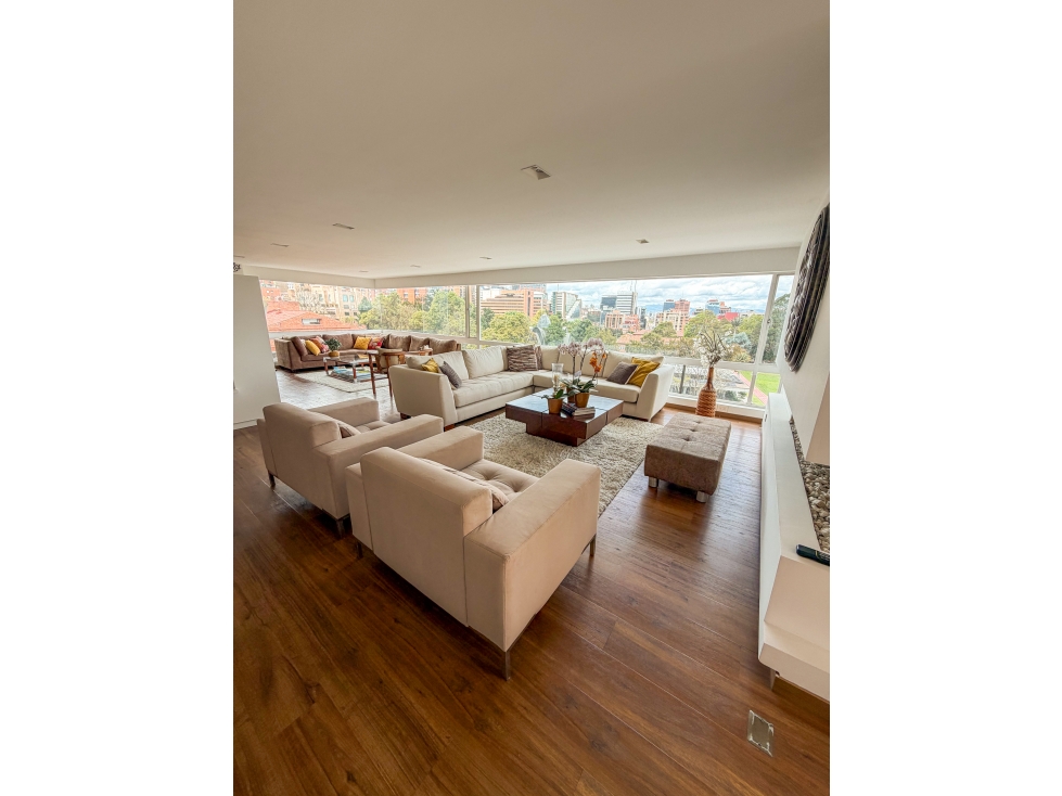 ARRIENDO APARTAMENTO EN EL NOGAL, BOGOTÁ — foto 2