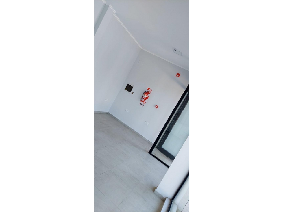 LOCAL COMERCIAL A ESTRENAR - 3