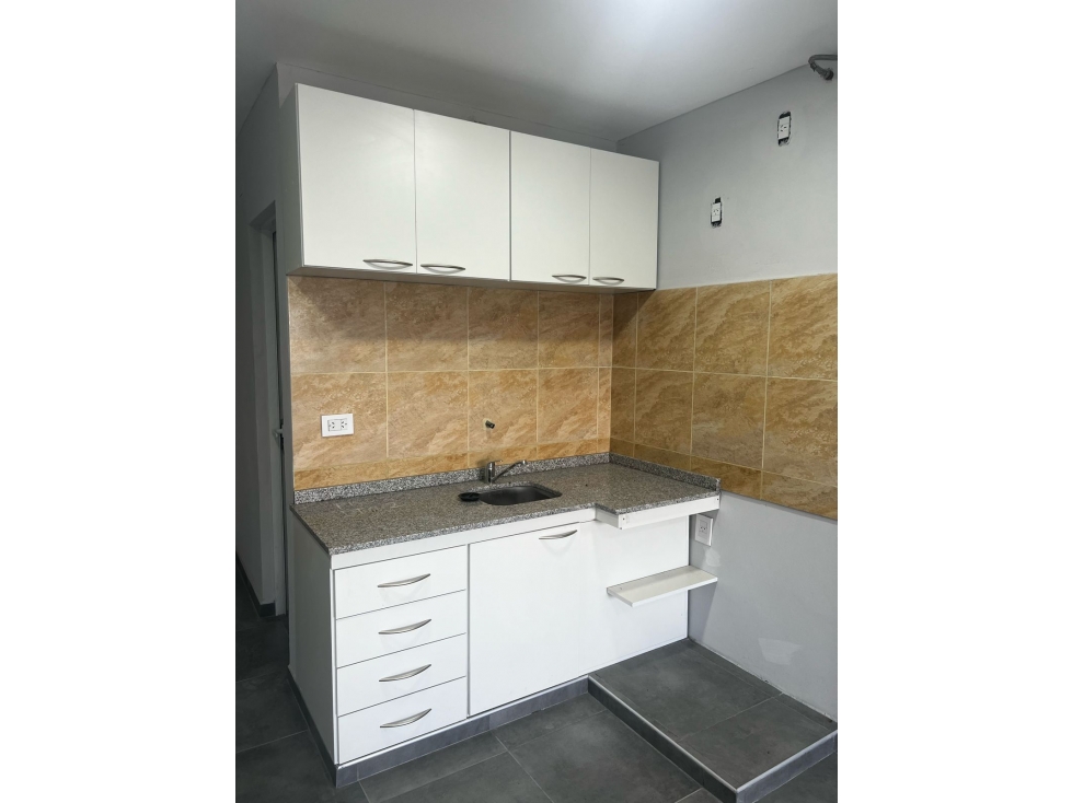 MONOAMBIENTE EN ALQUILER — foto 2