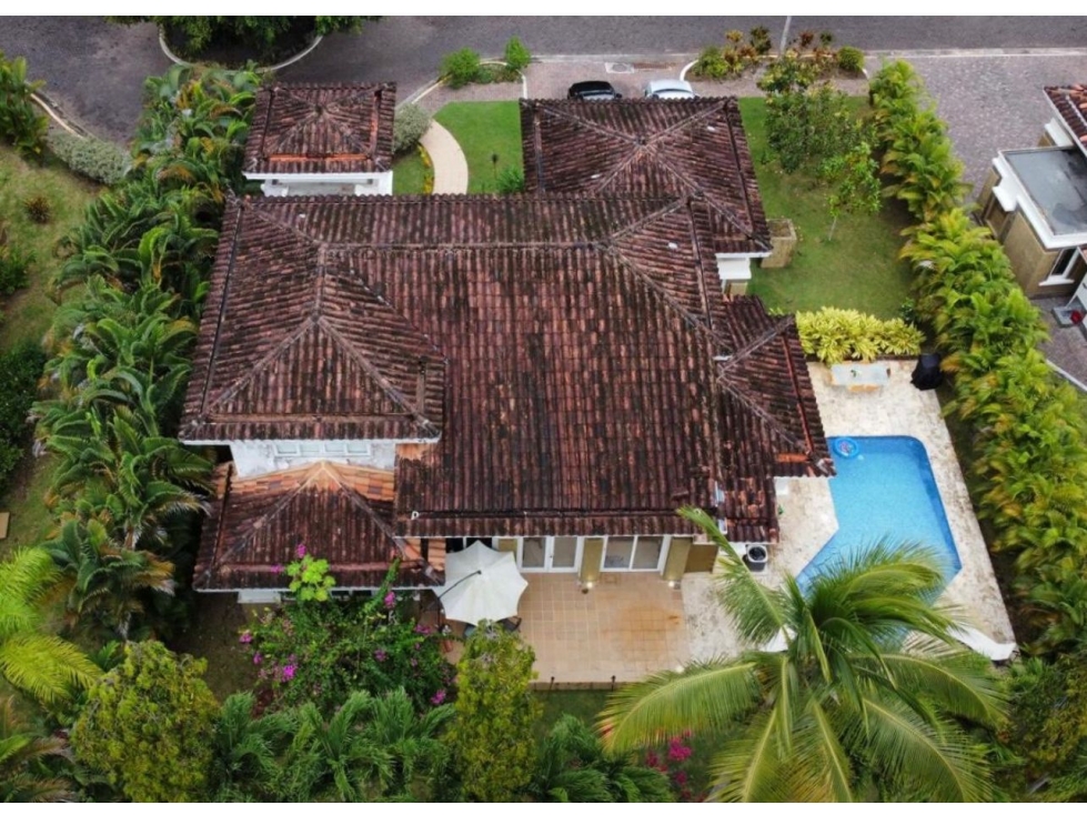 TUCAN COUNTRY CLUB ID3674