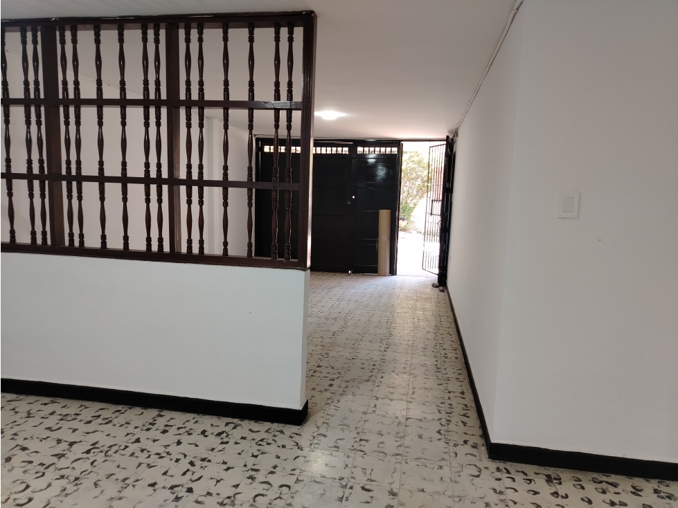 CASA EN ARRIENDO SECTOR LOS COLORES