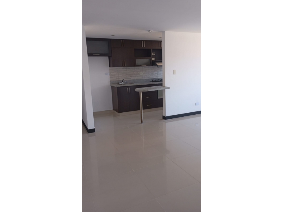 APARTAMENTO EN RENTA SECTOR CALASANZ — foto 2