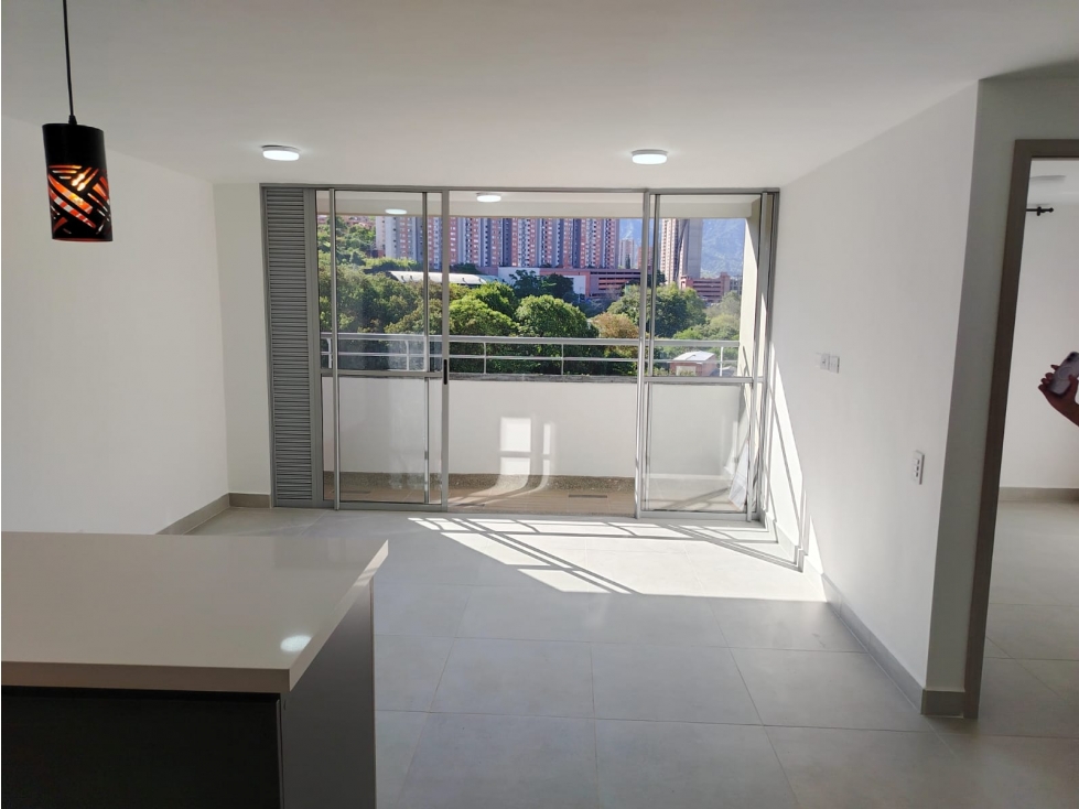 APARTAMENTO EN RENTA EN EL SECTOR DE BELLO