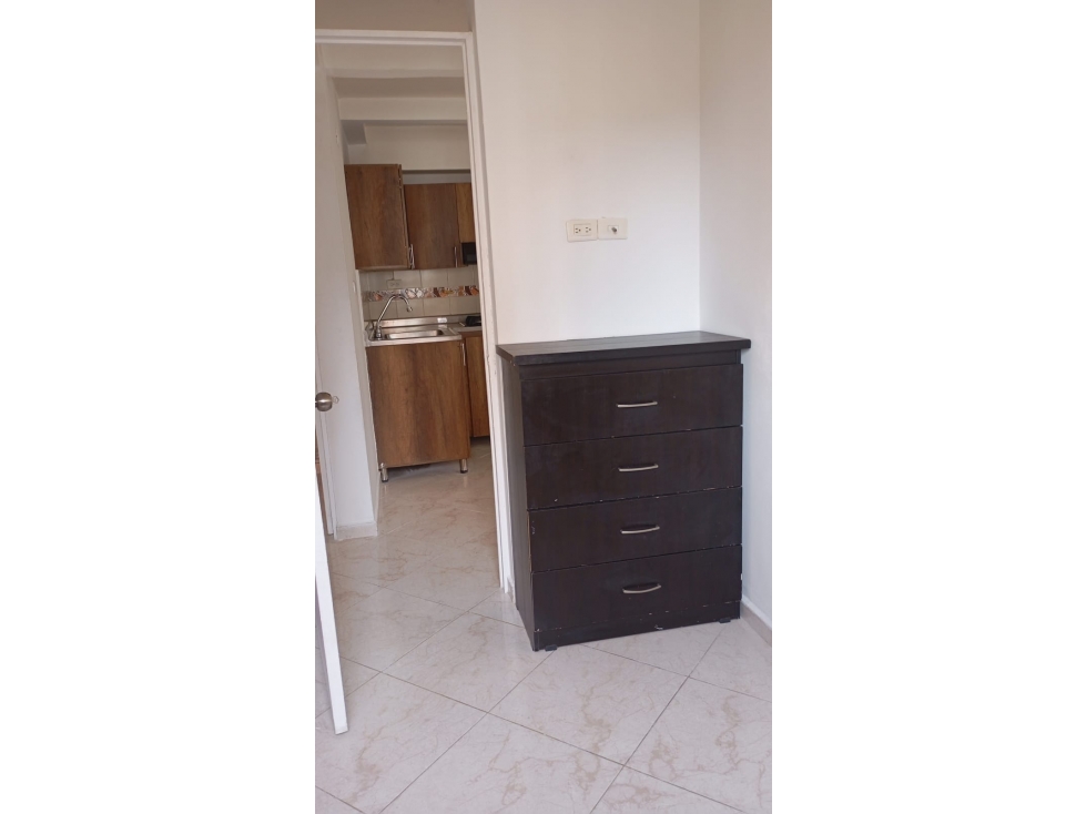 APARTAMENTO EN RENTA EN EL SECTOR DE ROBLEDO — foto 6
