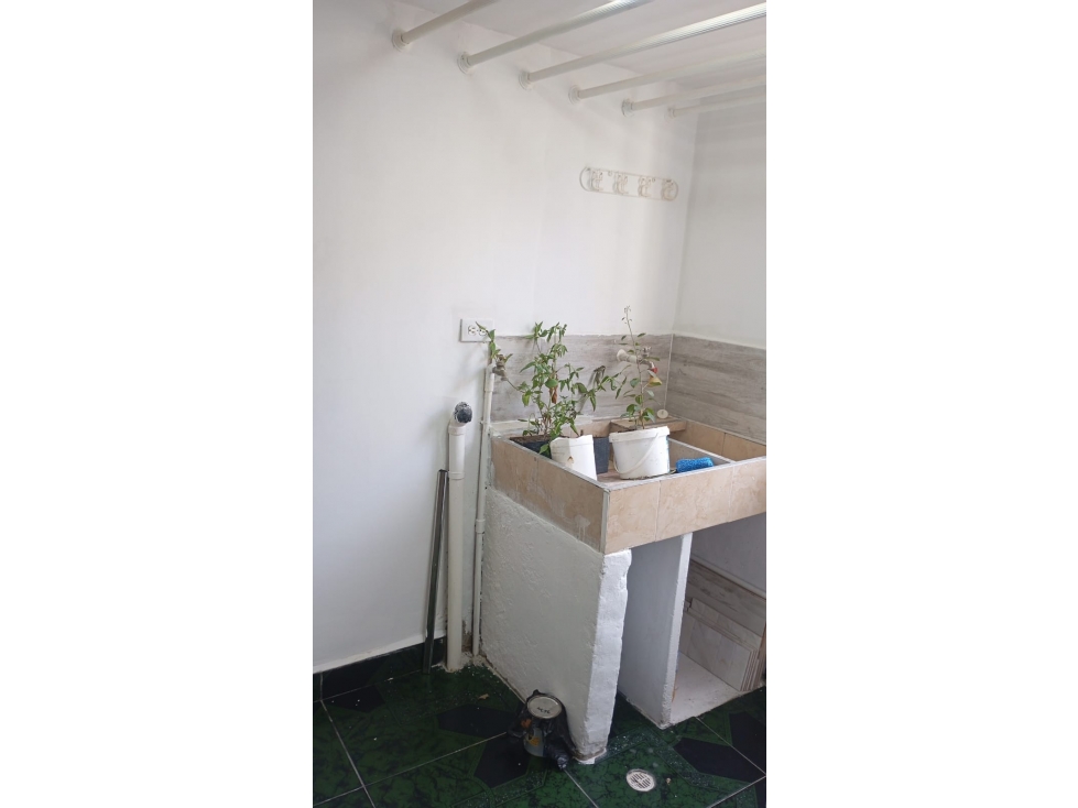 APARTAMENTO EN RENTA EN EL SECTOR DE ROBLEDO — foto 5