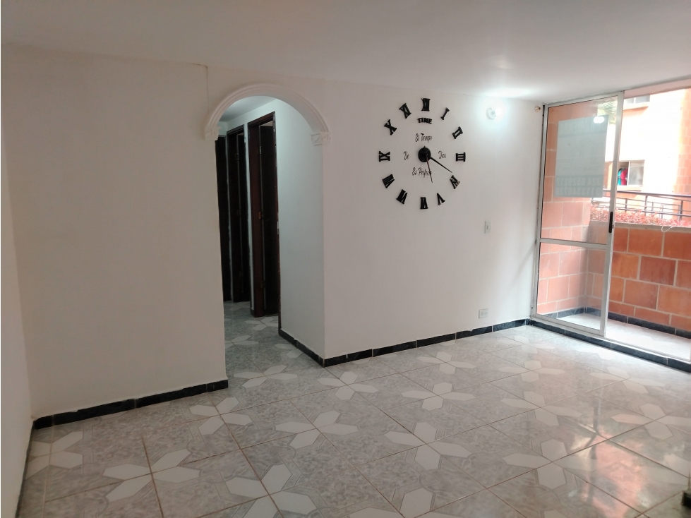 APARTAMENTO EN ARRIENDO SECTOR ROBLEDO LA AURORA