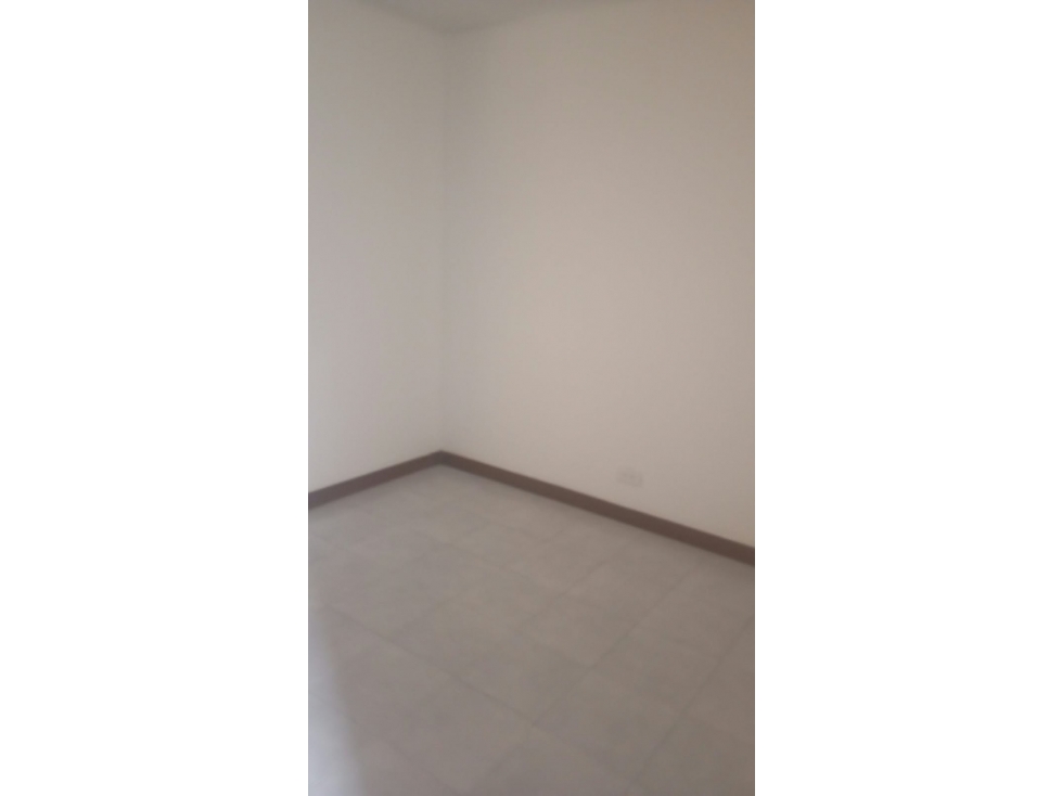 APARTAMENTO EN RENTA EN EL SECTOR DE CALASANZ — foto 6