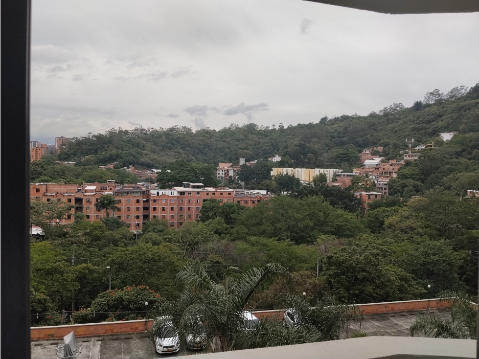APARTAMENTO EN ARRIENDO SECTOR LOS COLORES