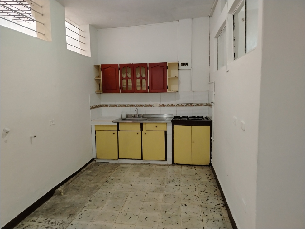 CASA COMERCIAL EN EL SECTOR DE CALASANZ — foto 2