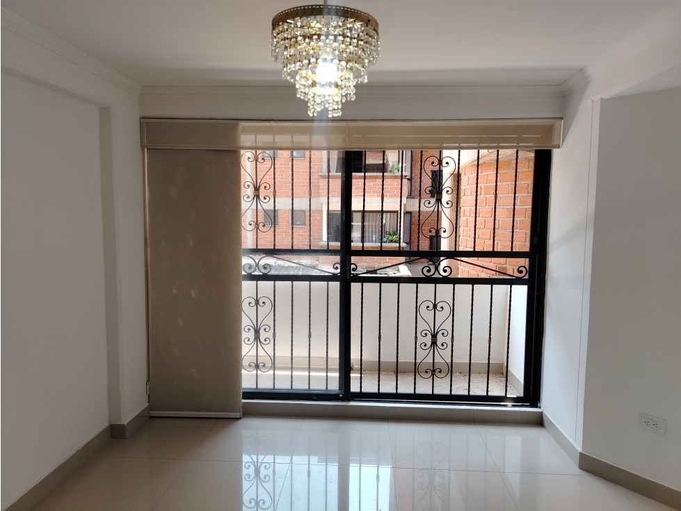 APARTAMENTO EN ARRIENDO SECTOR LA MOTA — foto 2