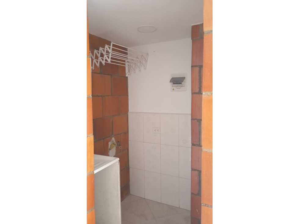 APARTAMENTO EN RENTA EN EL SECTOR DE ROBLEDO — foto 4