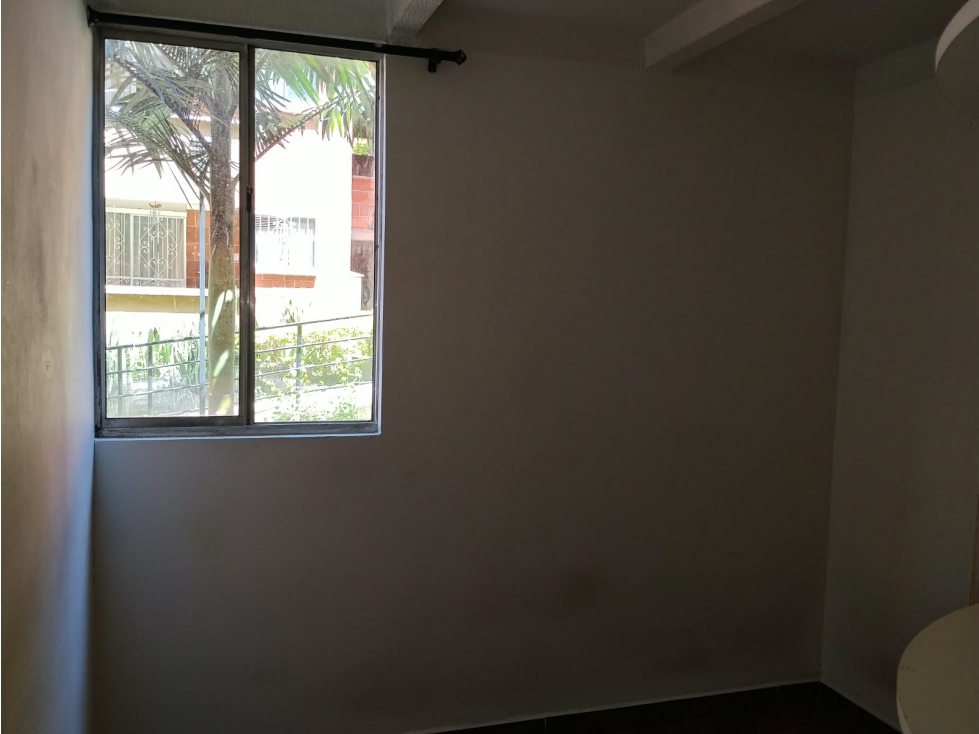 APARTAMENTO EN ARRIENDO SECTOR ROBLEDO — foto 2