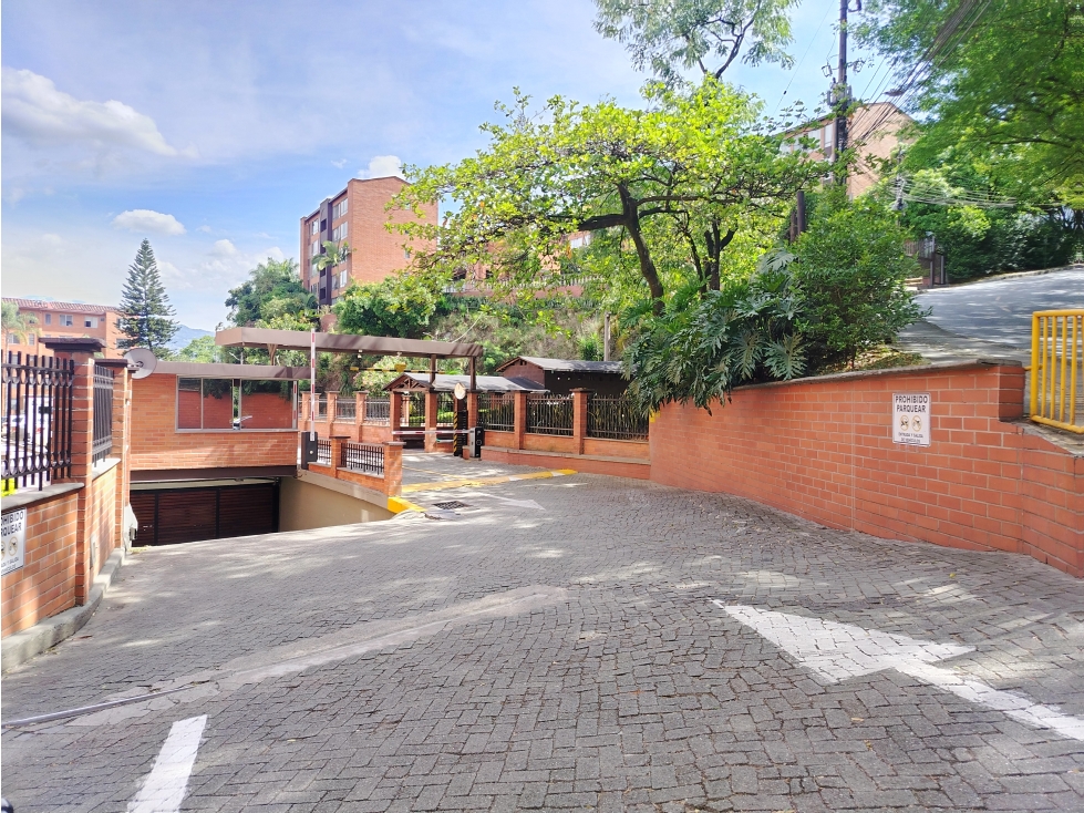 APARTAMENTO EN ARRIENDO SECTOR LOMA DEL INDIO — foto 3