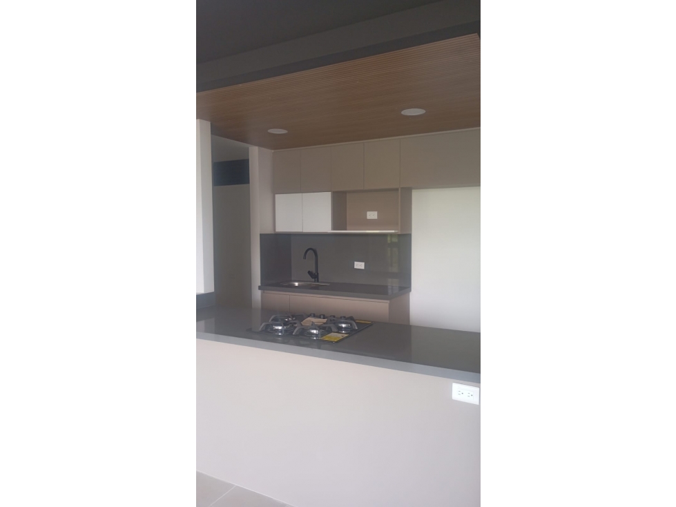 APARTAMENTO EN RENTA EN EL SECTOR DE RETIRO