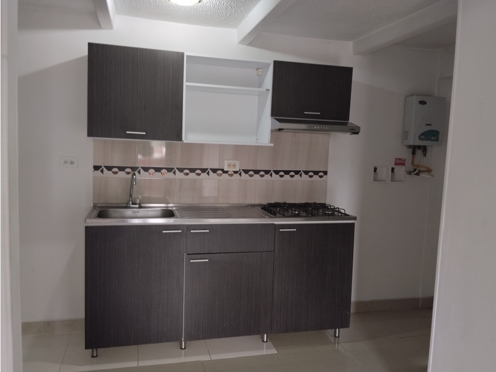 APARTAMENTO EN ARRIENDO SECTOR LOS COLORES — foto 3