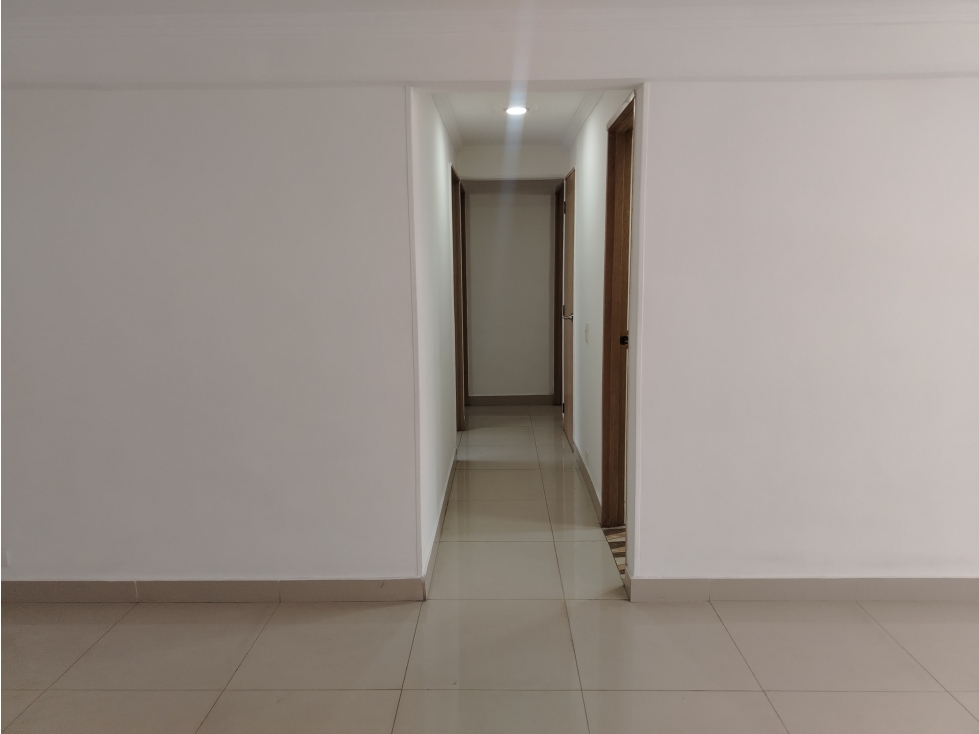 APARTAMENTO EN ARRIENDO SECTOR LA MOTA — foto 4