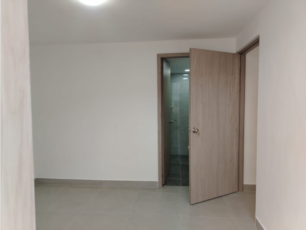 APARTAMENTO EN RENTA EN EL SECTOR DE BELLO — foto 6
