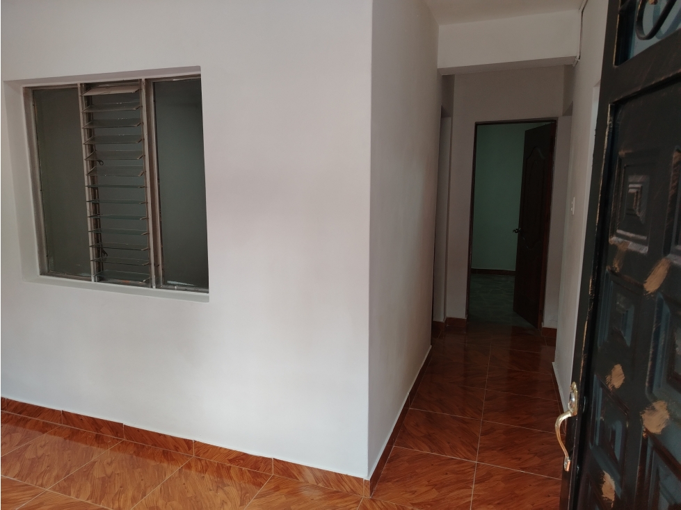 APARTAMENTO EN ARRIENDO SECTOR SIMON BOLIVAR — foto 3