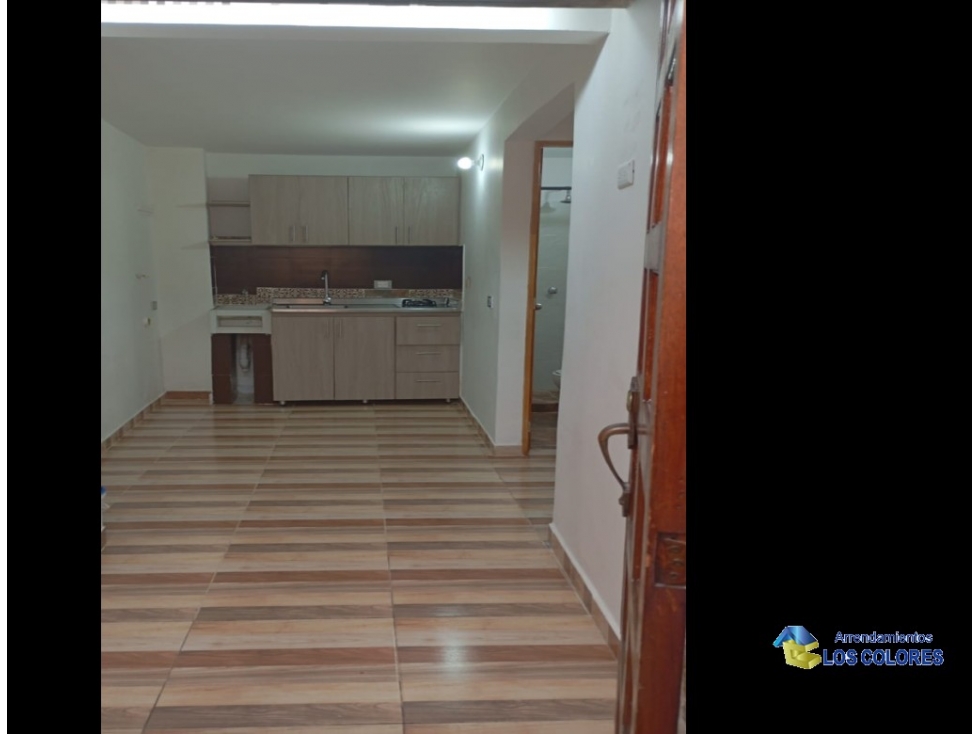 APARTAMENTO EN RENTA EN EL SECTOR DE ROBLEDO — foto 3