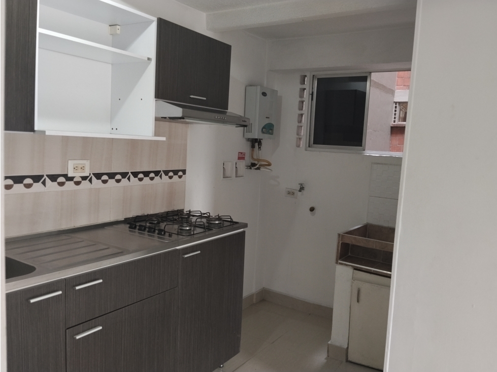 APARTAMENTO EN ARRIENDO SECTOR LOS COLORES — foto 4
