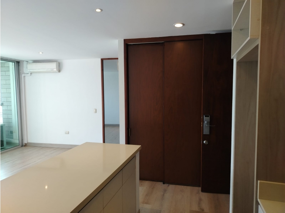 APARTAESTUDIO EN RENTA EN EL SECTOR DE EL POBLADO — foto 5