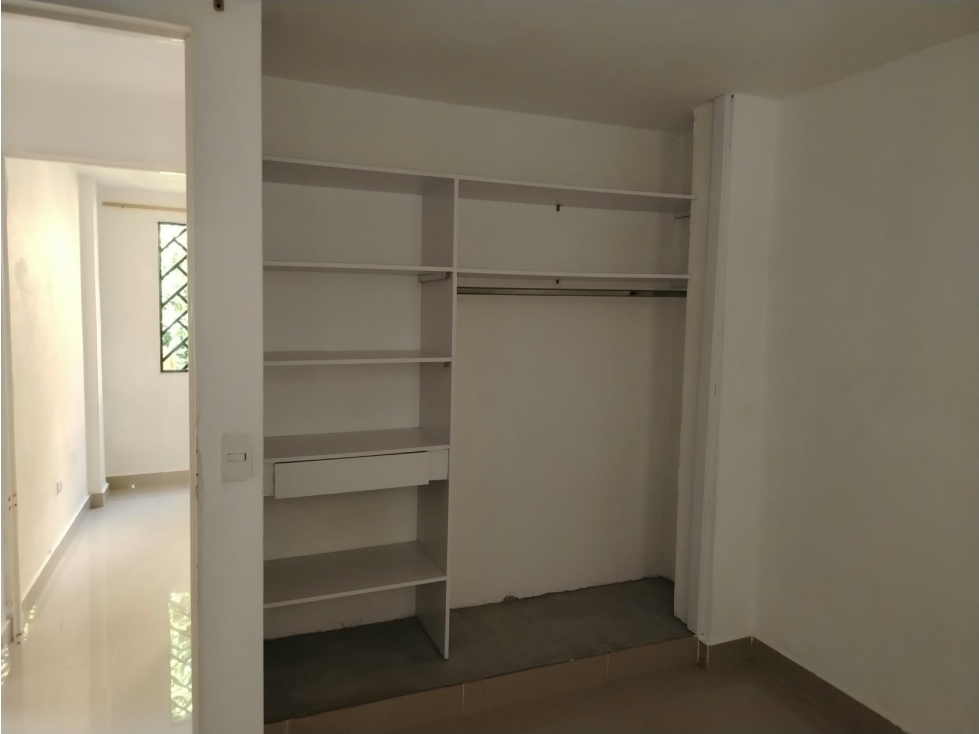 APARTAMENTO EN RENTA EN EL SECTOR DE ROBLEDO — foto 5