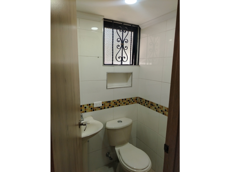 APARTAMENTO EN ARRIENDO SECTOR LA MOTA — foto 6