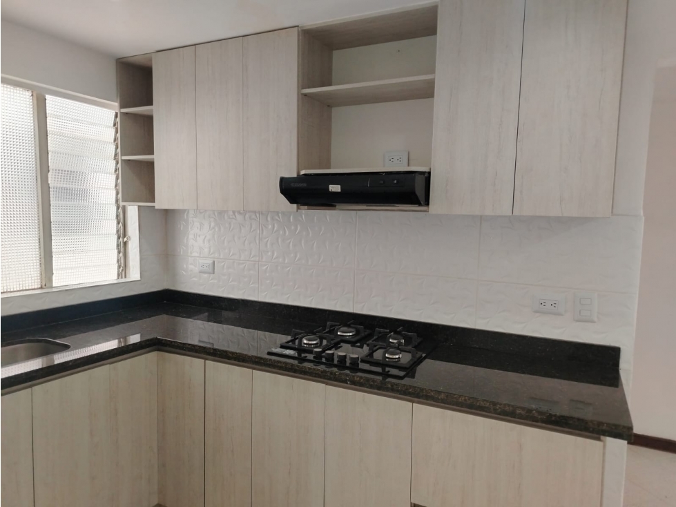 APARTAMENTO EN RENTA EN EL SECTOR DE LA CASTELLANA — foto 5