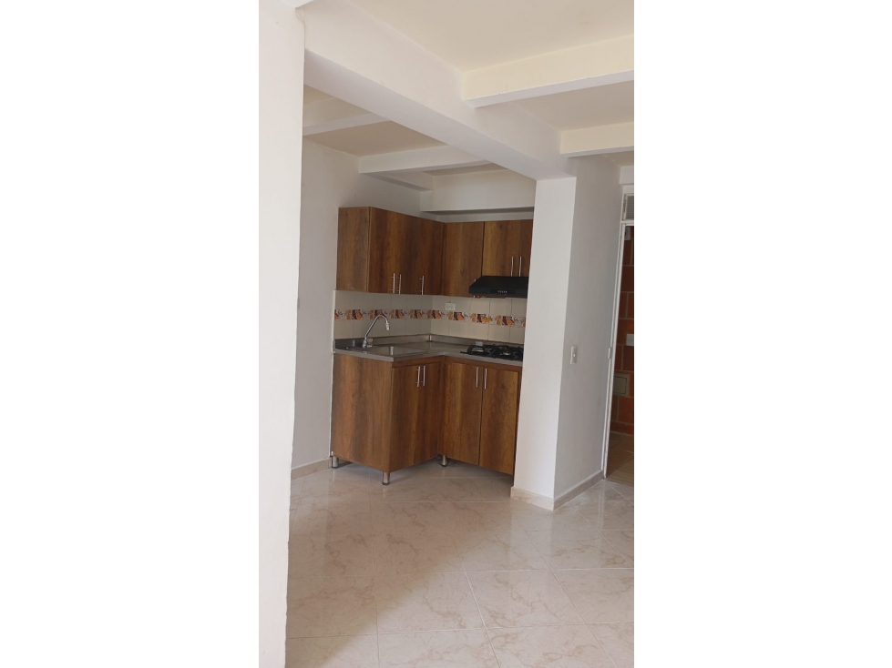 APARTAMENTO EN RENTA EN EL SECTOR DE ROBLEDO — foto 2
