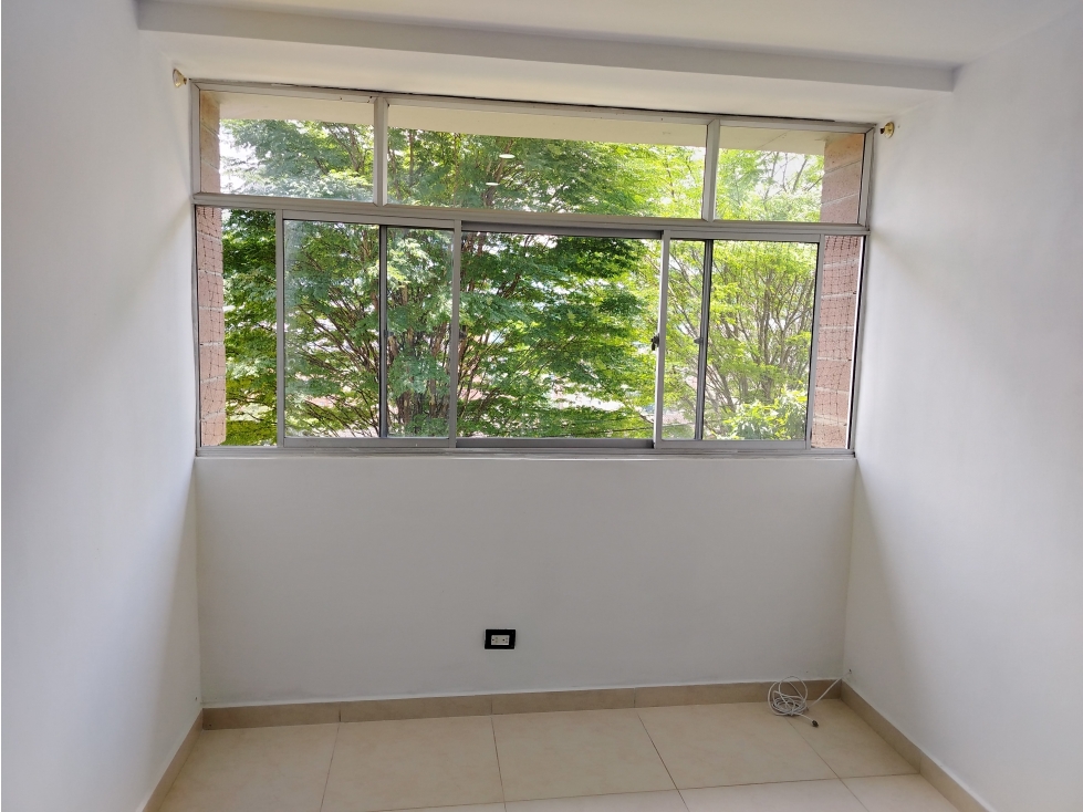 APARTAMENTO EN ARRIENDO SECTOR CALASANZ — foto 6
