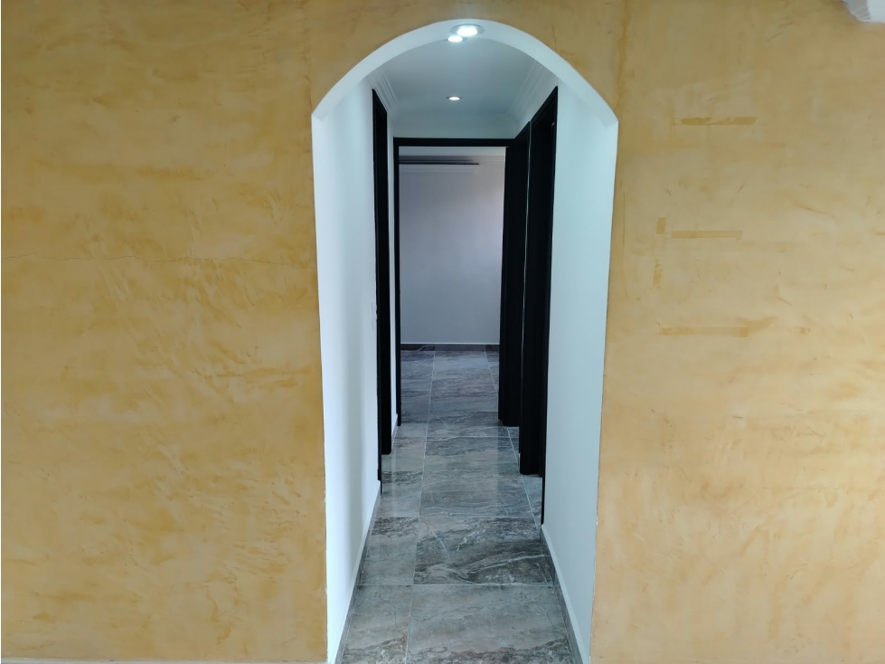 APARTAMENTO EN RENTA EN EL SECTOR DE ROBLEDO — foto 5