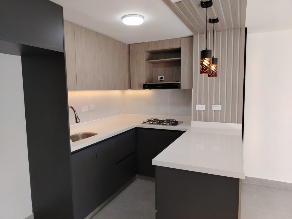 APARTAMENTO EN RENTA EN EL SECTOR DE BELLO — foto 2