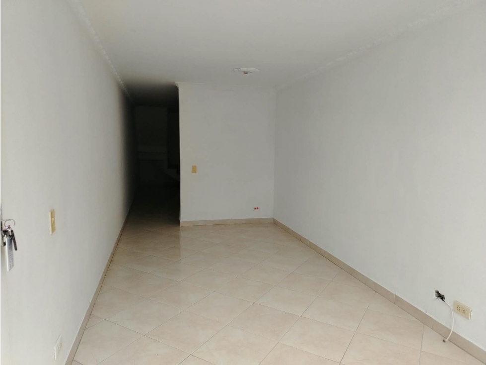 APARTAMENTO EN RENTA EN EL SECTOR DE ROBLEDO — foto 2