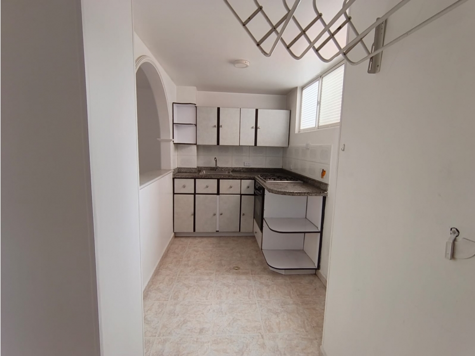 APARTAMENTO EN RENTA EN EL SECTOR DE LOS COLORES — foto 6