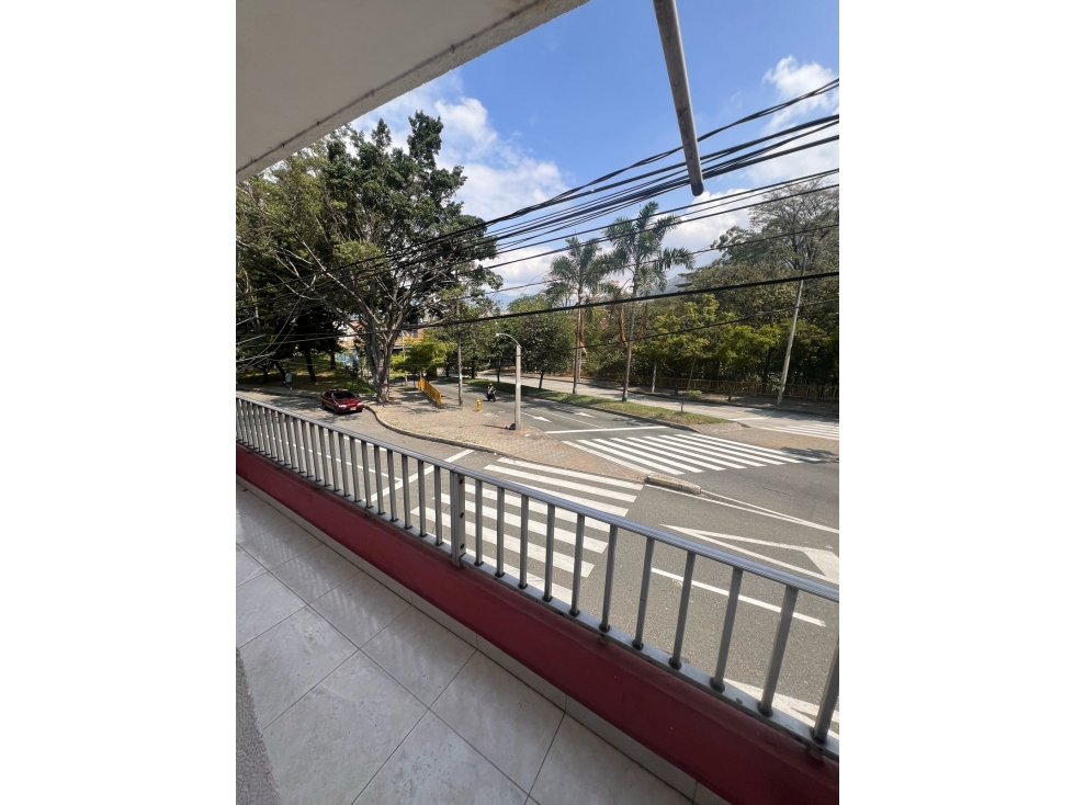 APARTAMENTO EN ARRIENDO SECTOR MANRIQUE — foto 3