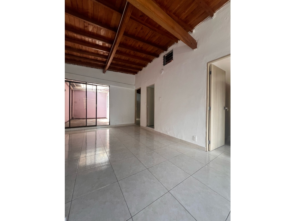 APARTAMENTO EN ARRIENDO SECTOR MANRIQUE — foto 5