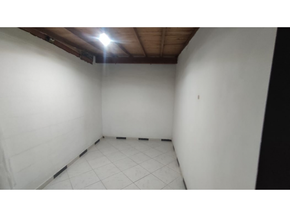 CASA EN VENTA SECTOR ROBLEDO — foto 6