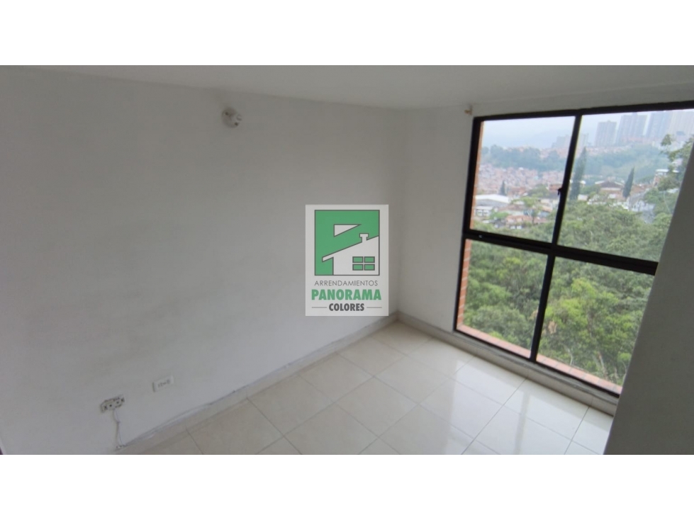 APARTAMENTO EN ARRIENDO SECTOR ROBLEDO — foto 4