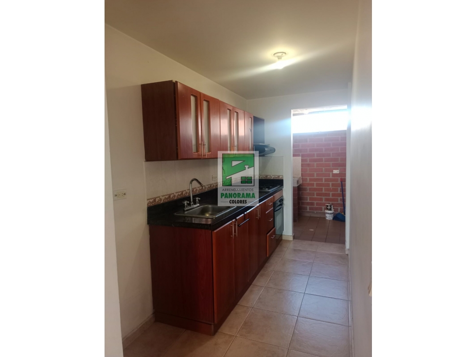 APARTAMENTO EN ARRIENDO SECTOR LAURELES — foto 2