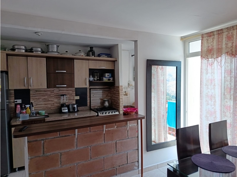 APARTAMENTO EN VENTA SECTOR ROBLEDO — foto 5