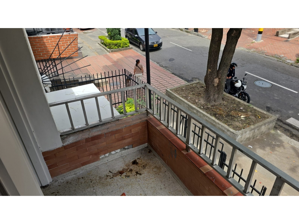 CASA COMERCIAL EN ARRIENDO SECTOR CALASANZ — foto 6