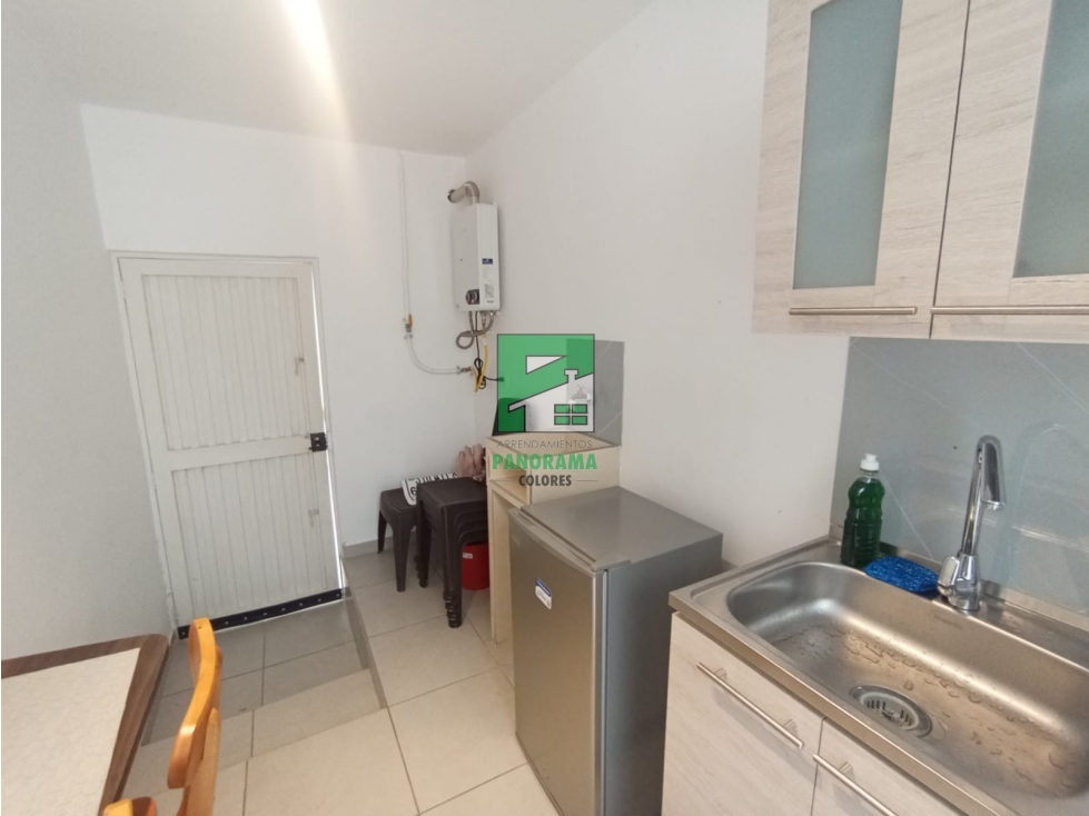 APARTAESTUDIO EN ARRIENDO SECTOR LOS COLORES — foto 2
