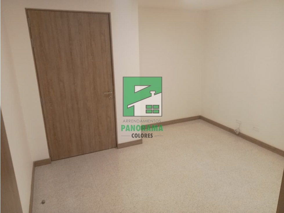 OFICINA - CONSULTORIO EN ARRIENDO SECTOR CIUDAD DEL RIO — foto 2