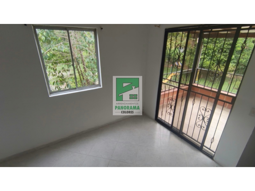 APARTAMENTO DUPLEX EN ARRIENDO SECTOR BELLO — foto 3
