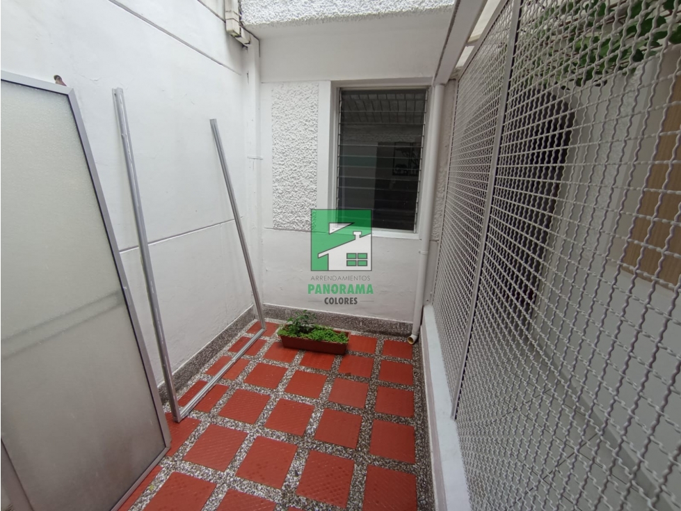 APARTAESTUDIO EN ARRIENDO SECTOR LOS COLORES — foto 5