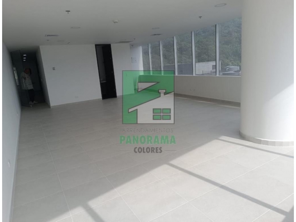 OFICINA EN ARRIENDO SECTOR POBLADO — foto 3