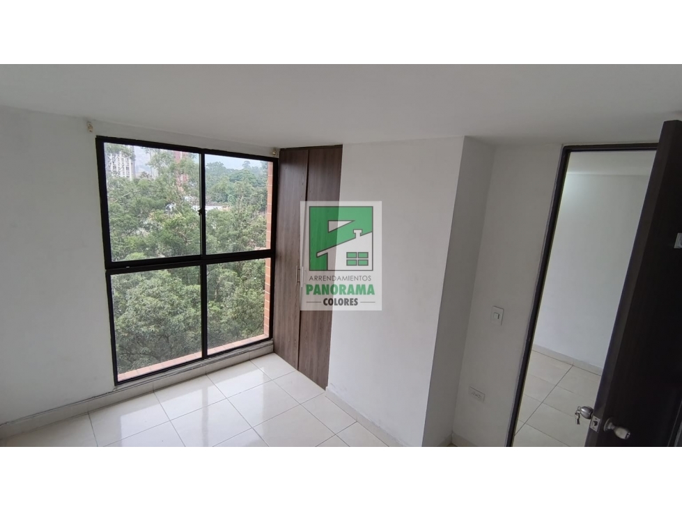 APARTAMENTO EN ARRIENDO SECTOR ROBLEDO — foto 3